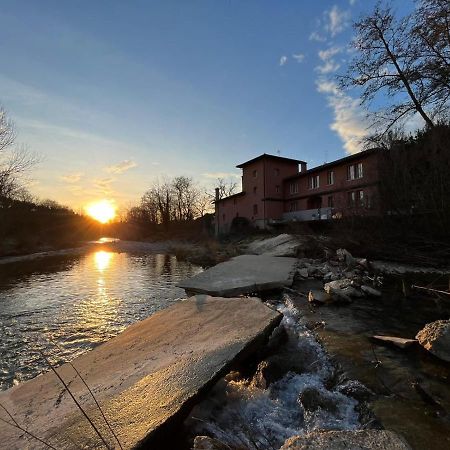 Mulino Dell'Abbazia Country Resort Corno di Rosazzo Екстериор снимка